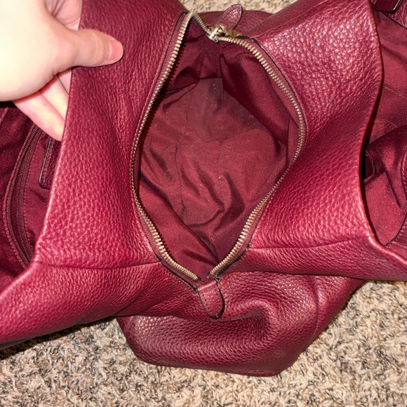 Vintage Coach Authentic Deep Red Leather Shoulder Bag - Picture 12 of 13